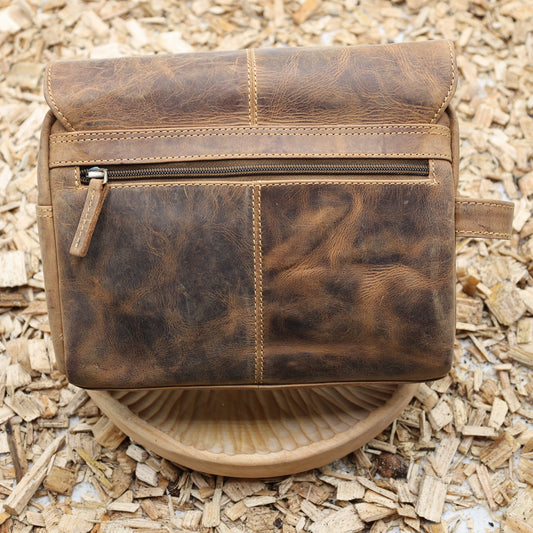 "Leder Kulturbeutel Vintage geöffnet 6 Einstecktaschen Netzfach Reissverschluss"